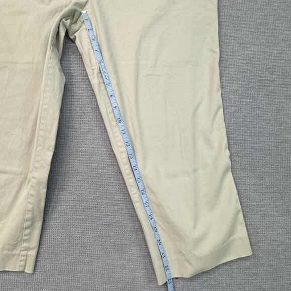 Briggs New York Womens Lt Khaki Capri Pants 2 Button Waist High Rise Size 14 - Picture 12 of 14